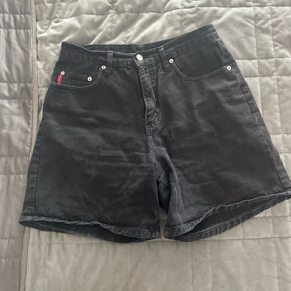 Vintage high waisted LEI Black Jean Shorts